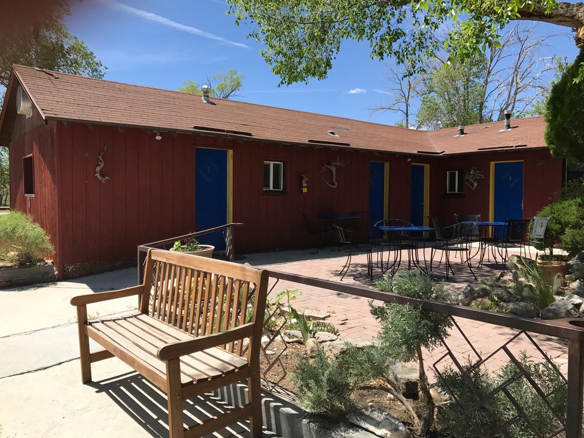 Stargazer Inn Nevada Baker Bagian luar foto
